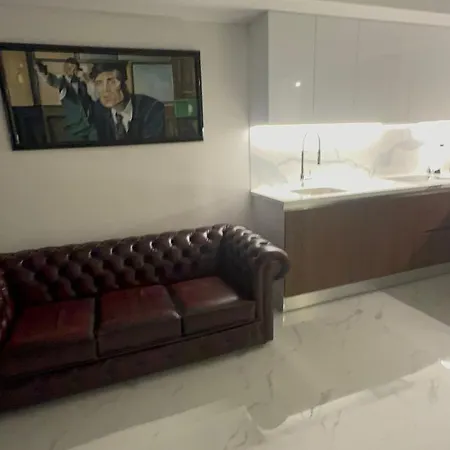 דירה Beautiful Sea And Mountain View